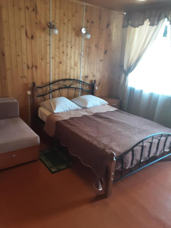 Kiwi Hotel Pizunda Ngoại thất bức ảnh