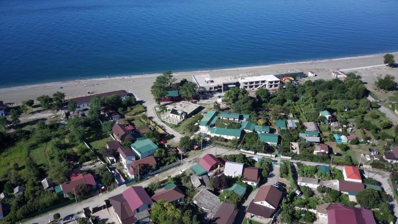 Kiwi Hotel Pizunda Ngoại thất bức ảnh